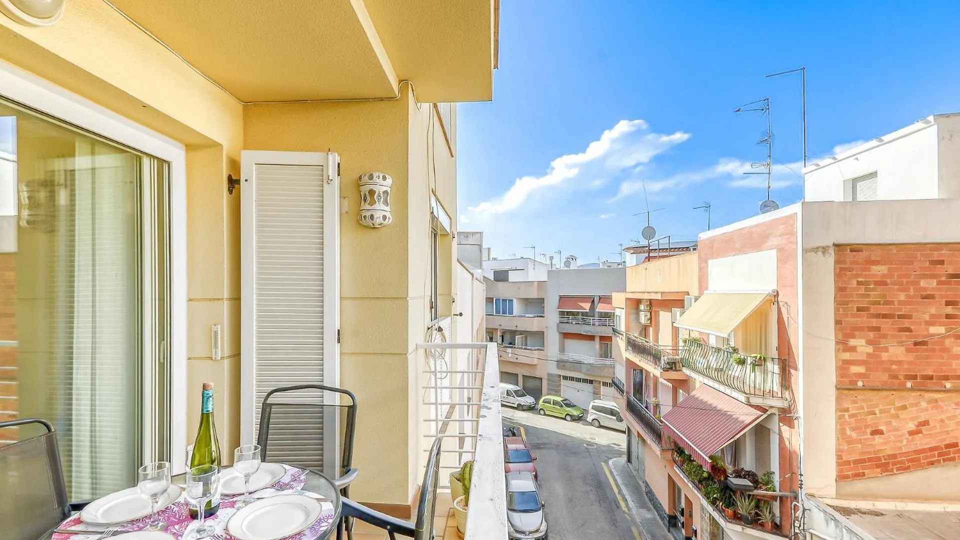 Avda De Rhode 113 - Barneda Apartment Roses